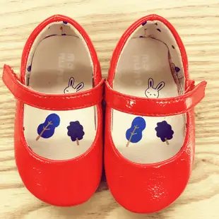 麗嬰房 my nuno 小紅鞋（13cm)