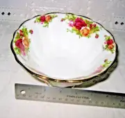 Royal Albert Doulton China Hampstead OLD COUNTRY Roses Footed Bowl W/Gold Trim