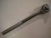 Unbranded - 3/8" Drive Ratchet Socket Wrench - Round Head - Knurled Handle