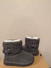 UGG Australia Toddler Classic Solene Mini Boots Size 10 NEW NIB