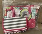 Thirty One True Beauty Travel Tote Zip Bag w/Bonus Beauty Bag in Bubble Bloom