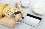 Dough Blender and Bench Scraper,Stainless Steel Pastry Cutter - Multipurpose Kit