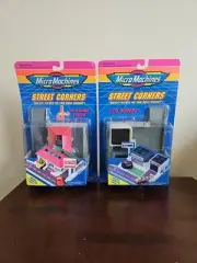 NEW 1992 Galoob Micro Machines Street Corners City Motors & Oil Change Center