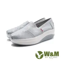 在飛比找momo購物網優惠-【W&M】女 BOUNCE珠光透氣布 增高彈力休閒鞋 女鞋(