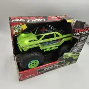 Maxx Action Green Monster Truck with Color Shifting Lights and Sounds