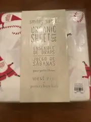 Pottery Barn Kids Smiley Santa Queen Organic Sheet Set