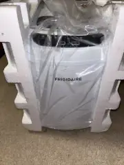 Frigidaire EFIC102-WHITE Portable Compact Maker Counter Top Ice Making 26lb
