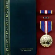 WWII Philippine Independence medal in case with ribbon bar and lapel pin