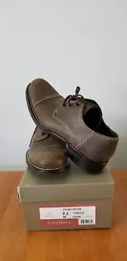 COLE HAAN DYLAN CAP TOE MEN US 9.5M RARE