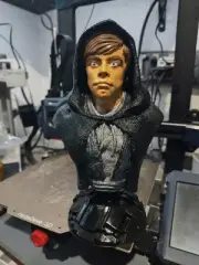 Bust Statue Of Luke Skywalker Star Wars Jedi