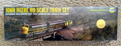 NIB ~1998 Athearn John Deere HO Scale Train Set~ 75 Anniversary Model D Tractors