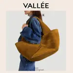 【VALLEE】✨現貨女包✨百搭簡約柔軟大容量小眾設計麂皮絨水桶包中性風托特包