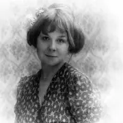 Sandy Denny Portrait Old Music Photo