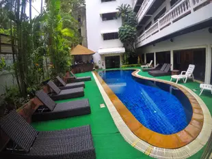 巴東的8臥室公寓 - 225平方公尺/10間專用衛浴Pool View 2 bedroom apt. in center of Patong Beach