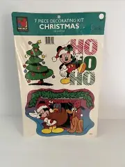Disney MICKEY & FRIENDS 7 PIECE Christmas DECORATING KIT SPORTS EUREKA 98422