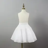 在飛比找momo購物網優惠-【Baby 童衣】任選 白色蓬蓬內襯紗裙 洋裝必備蓬裙 花童
