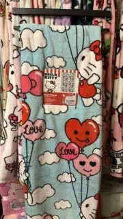 Hello Kitty Heart Valentine Throw Blanket 50 X 70”