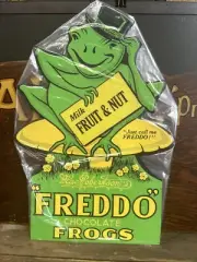 Freddo Frogs Chocolate Embossed Repro Sign J283