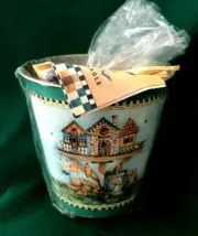 AMCAL - FILLED CANDLE BUCKET - DEBBIE MUMM
