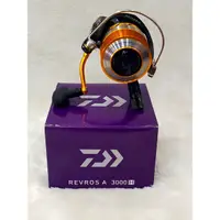 在飛比找蝦皮購物優惠-Daiwa REVROS A 3000h 漁線輪