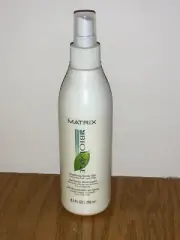 MATRIX Biolage Volumatherapie Full Lift Spray-In Volumizer Wheat Boost 8.5 Oz