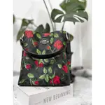 MOLLIE BUCKET 22 IN SIGNATURE CANVAS W/ FAIRYTALE ROSE PRINT