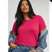 NWT TORRID Everyday Signature Jersey V Neck Tee Vivacious Pink Plus Size 0 Large