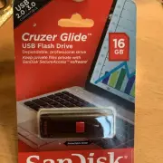 SanDisk CZ60 16GB USB 2.0 Flash Drive (SDCZ60-016G-AW46)