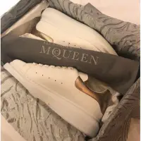 在飛比找Yahoo!奇摩拍賣優惠-Alexander McQueen 玫瑰金尾 休閒  運動 