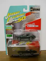 Johnny Lightning 1963 Chevy Corvette Split-Window Coupe Metallic Racing Green