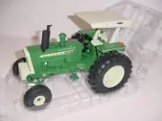 1/16 Oliver 2255 Tractor W/ROPS NIB! 2019 National Farm Toy Show!