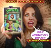 NECA TMNT Ultimate April O'Neil 7” Action Figure Collector's Item! GREAT PRICE!