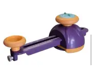 We R Memory Keepers Magnetic Circle Cutter Crafters Ultimate Cutting Tools