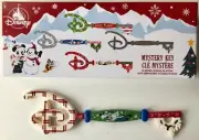 2021 Disney Mickey and Friends Holiday Mystery Collectible Key: GOOFY New!