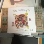 Rolife DIY Miniature Doll House Sam’s Study Lighted DG102 New in Box Sealed