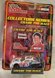 #10 Johnny Benson / Valvoline 2001 Racing Champions 1:64 BLACK WHEEL VERSION