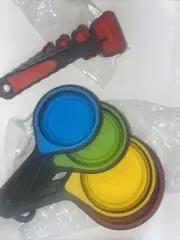8 Piece Collapsible Silocone Measuring Cups/Spoons