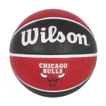 【WILSON】WILSON NBA TEAM 籃球 7號 隊徽球 耐磨 橡膠 室外 公牛隊(WTB1300XBCHI)