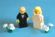 NEW LEGO WEDDING MINIFIGURES: BLONDE HAIR BRIDE AND TAN HAIR GROOM, BLACK TUX