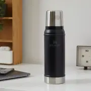 Stanley Legendary Classic Bottle - 25oz