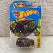 Mattel Hot Wheels Chrysler 300C 4/10 Black HW Art Car Die-Cast Model Toy Kids 3+