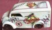BALTIMORE ORIOLES, CUSTOM DAIRY DELIVERY, 1/64 HOT WHEELS & FREE ACRYLIC CASE