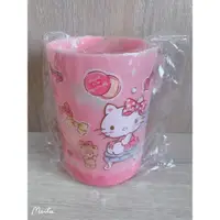 在飛比找蝦皮購物優惠-Hello kitty 粉色筆筒