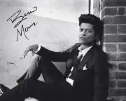 Bruno Mars Unorthodox Jukebox Autograph Coldplay Autograph Grenade Uptown Radio