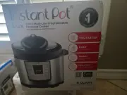 Instant Pot Lux 6-in-1 Multi-Use Programmable Electric Pressure Cooker 6 Quart