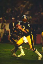 Quarterback Terry Bradshaw Of The Pittsburgh Steelers 1980 NFL Photo 11