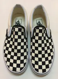 在飛比找Yahoo!奇摩拍賣優惠-［展示出清]VANS SLIP-ON 棋盤格/ 23cm