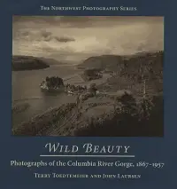 在飛比找博客來優惠-Wild Beauty: Photographs of th