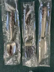 NEW Oneida Community Stainless Peter Rabbit Bunny 3pc Children's Silverware Set