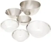 SORI YANAGI A set of stackable bowls and a colander that drains well New